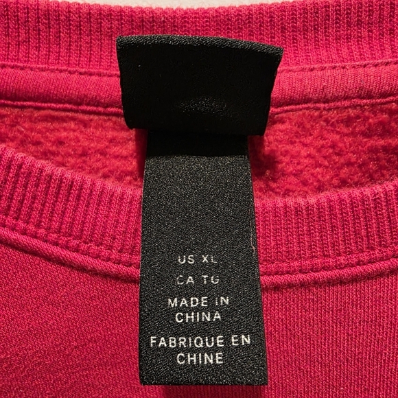 H&M 2020 New Lunar Red Sweatshirt with Gold Graphic - Picture 4 of 7